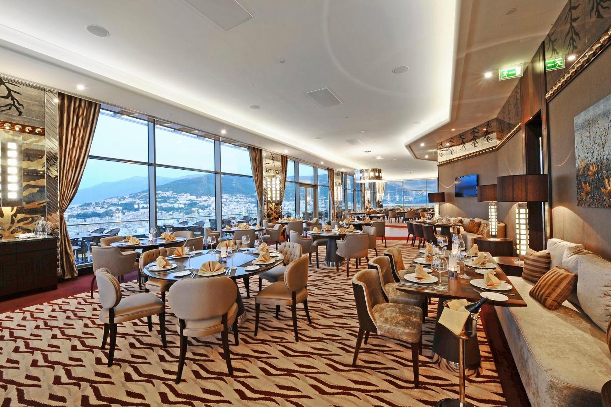 Crowne Plaza Bursa Convention Center & Thermal Spa By Ihg Luaran gambar The 360 Restaurant